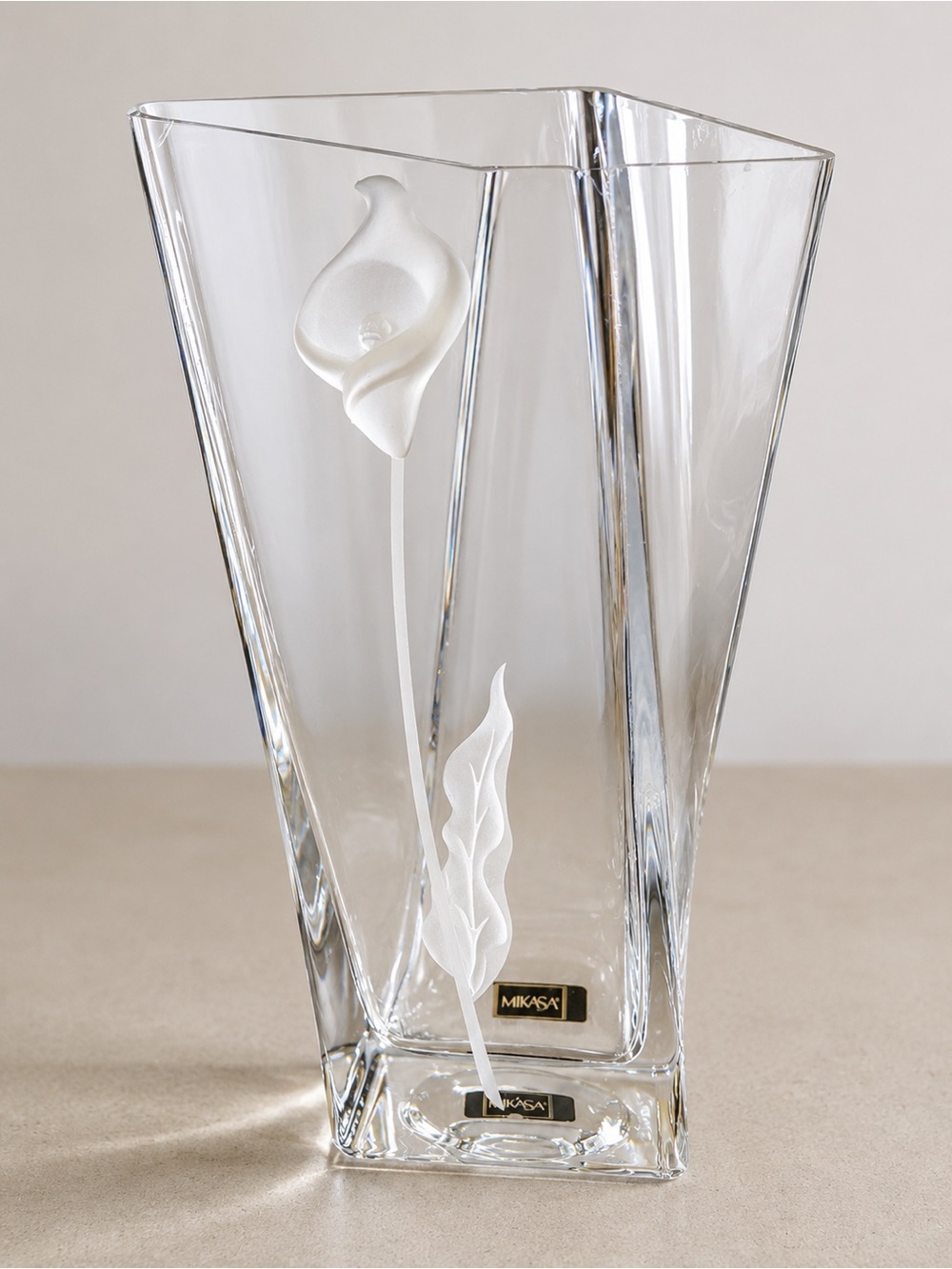 Mikasa Clear Glass Vase with White Etched Calla Lily